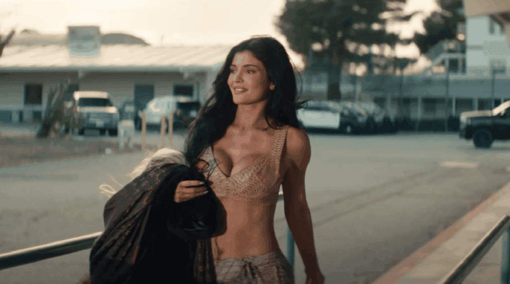 Kylie Jenner își începe aventura muzicală! Fanii își exprimă furia: „Regina Auto-Tune”