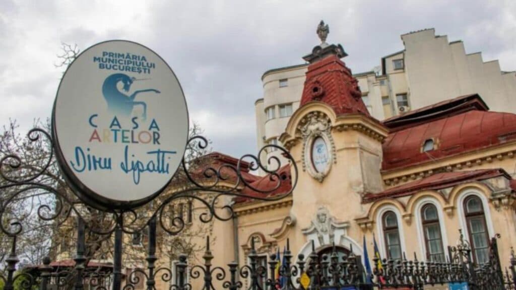 O lovitură dură pentru inima Capitalei, cu aprobarea Primăriei lui Nicușor Dan. Un monument istoric, abandonat, devine ținta rechinilor imobiliari