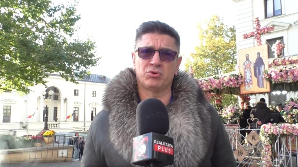 Luis Lazarus a petrecut ore în șir în rugăciune la sfintele moaște ale Sfintei Parascheva