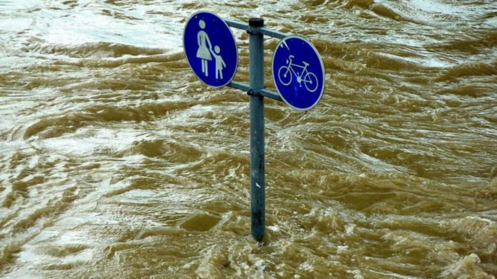 Ministerul Mediului: Ciclonul Barbara lasă în urmă recorduri de precipitații, Bucureștiul atinge valori istorice pentru luna octombrie