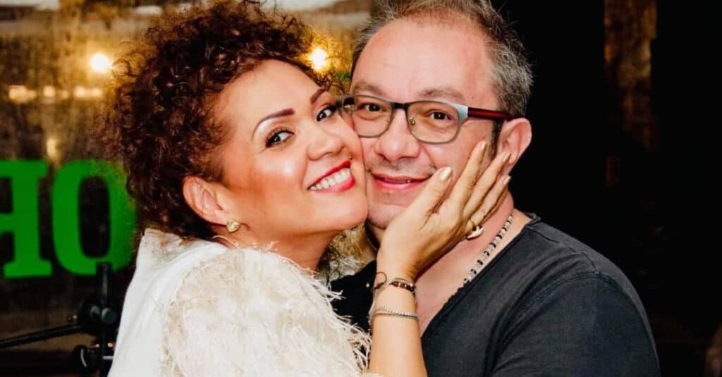 De ce Minodora a ales să rămână departe de treburile gospodărești: Soțul ei, Liviu, o răsfață ca pe o regină: „N-am îndoit haine niciodată.”