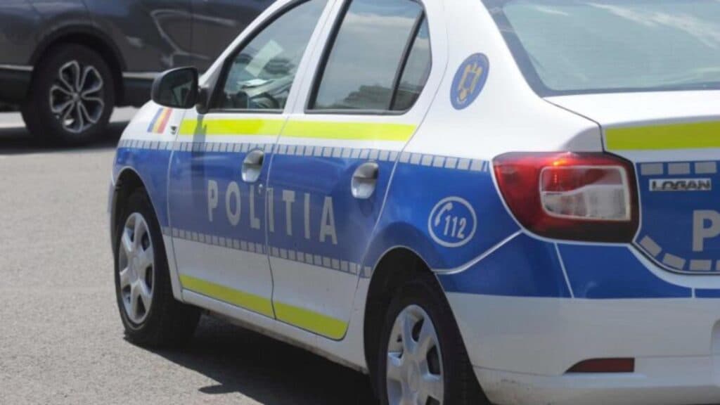 Primarul unei comune ieșene, afiliat PSD, a fost prins de poliție după ce a agresat doi minori