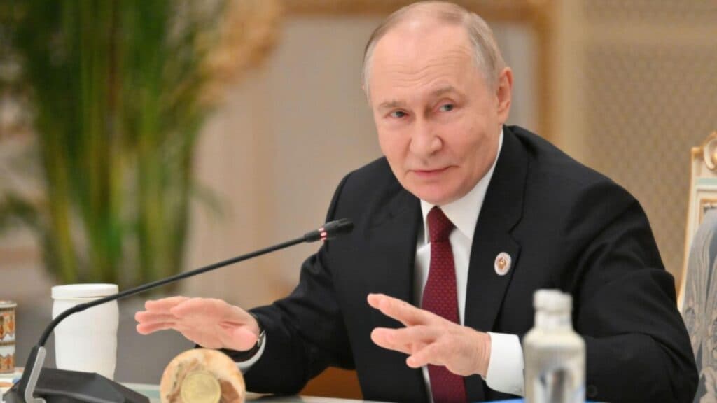 Putin dezvăluie o competiție nucleară și garantează o „armă miraculoasă” în lucru