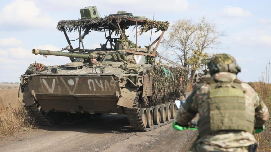 Ucraina, ziua 1345: Rusia amenință să rupă linia frontului într-o zonă crucială