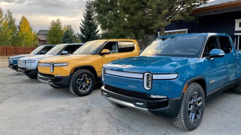 Rivian va plăti 250 de milioane de dolari pentru a încheia procesul legat de majorarea prețului R1