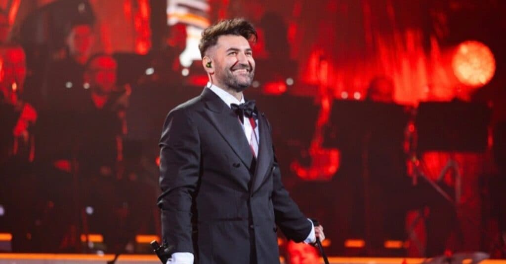 Smiley încântă publicul la un concert pop-simfonic în Sala Palatului plină ochi! „Am trăit o adevărată armonie împreună!”