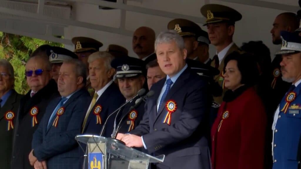 Cătălin Predoiu, mesaj inspirațional pentru studenții de la Academia de Poliție A. I. Cuza: “Străduiți-vă să atingeți mereu nota 10!”