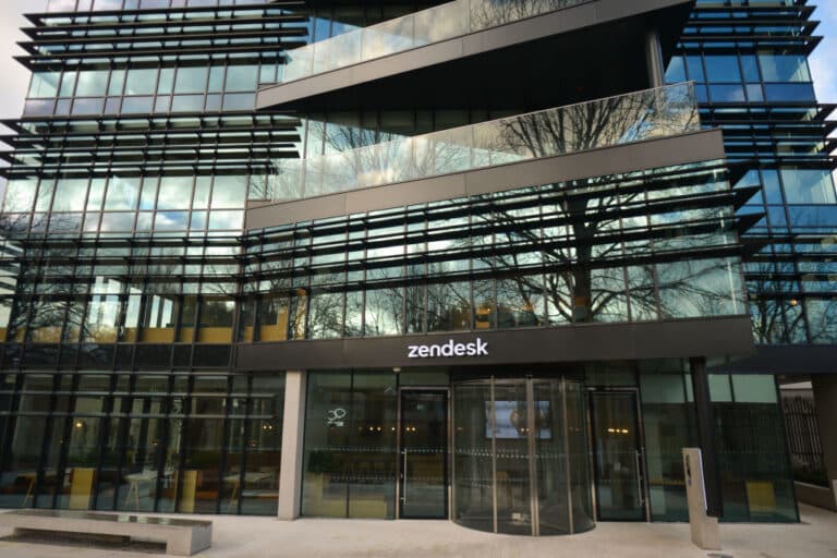 Zendesk anunță că noul său agent AI este capabil să rezolve 80% din problemele de suport