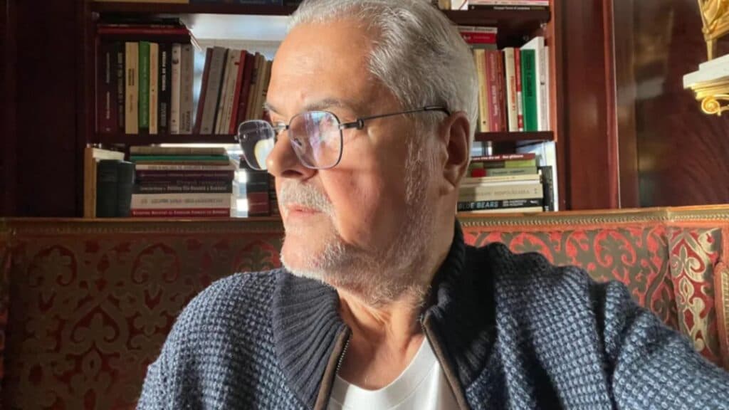 Adrian Năstase a înfruntat o intervenție chirurgicală complexă. Ce cuvinte a ales să împărtășească fostul premier după procedură?