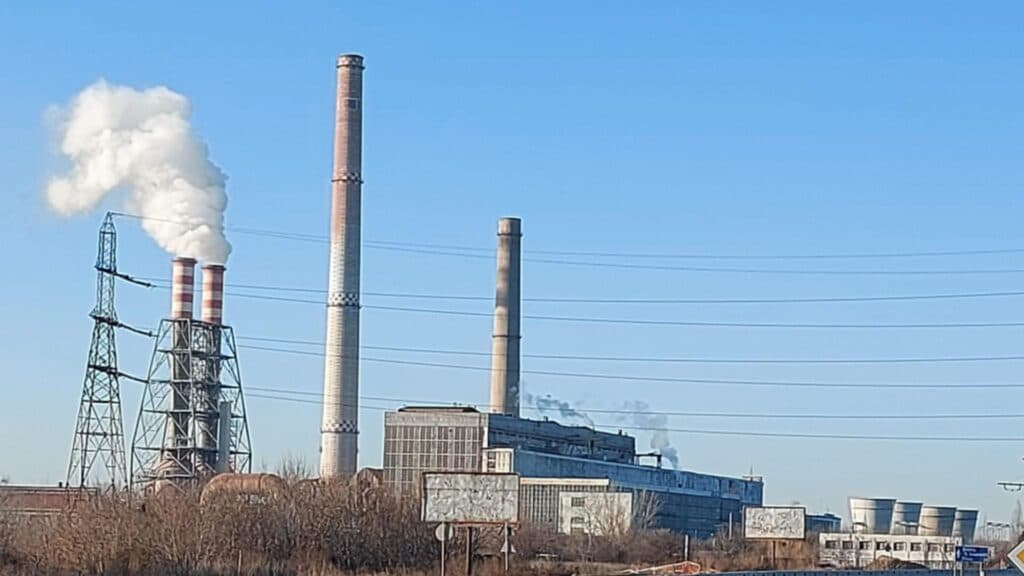 Alarmă la Termocentrala Ișalnița: zvonuri despre închiderea neanunțată a unității și plecarea angajaților acasă