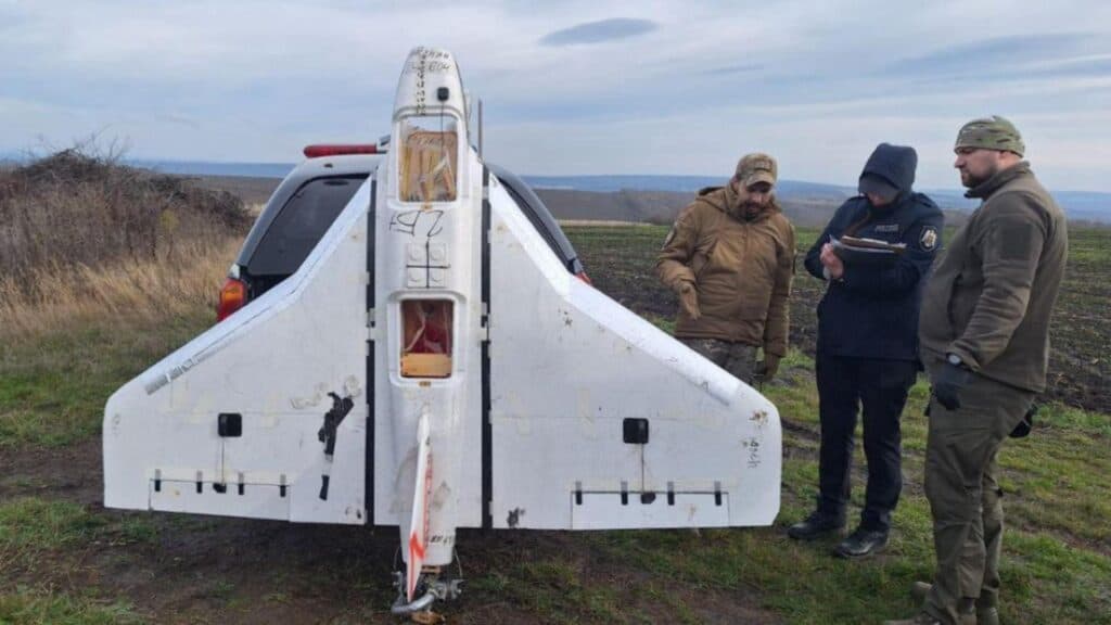 Ambasadorul Rusiei la Chișinău a fost chemat să clarifice situația după zborul mai multor drone în spațiul aerian moldovean