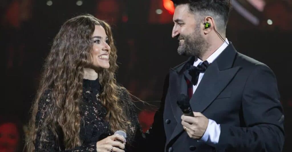„O revelație surprinzătoare: Ce a împărtășit Theo Rose despre Smiley în cadrul spectacolului de la Sala Palatului”