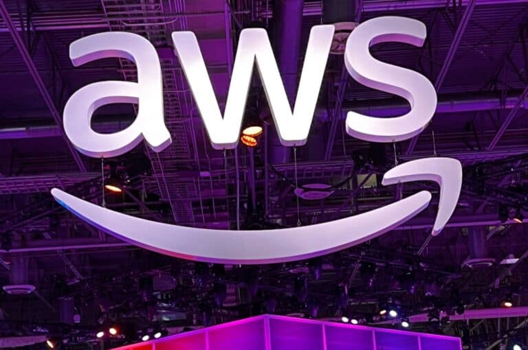 AWS investește 50 de miliarde de dolari în dezvoltarea infrastructurii AI pentru guvernul american