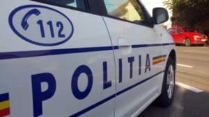 Conflict violent în apropierea unui liceu din Pitești. Un grup de tineri a fost dus pentru audieri