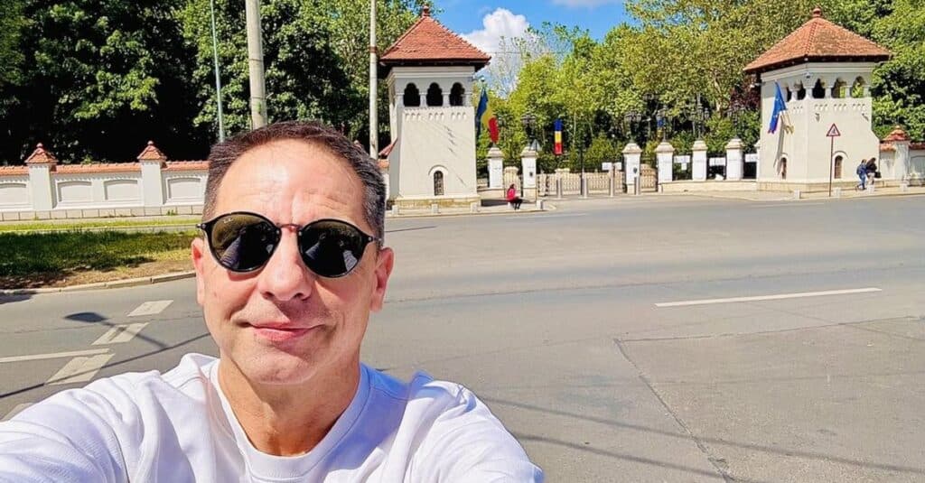 Descoperiți „teoria ferestrei sparte” și impactul distrugerilor neglijate asupra siguranței și comportamentului nostru. Dan Negru întreabă: „Ați auzit vreodată discuțiile despre această teorie?”