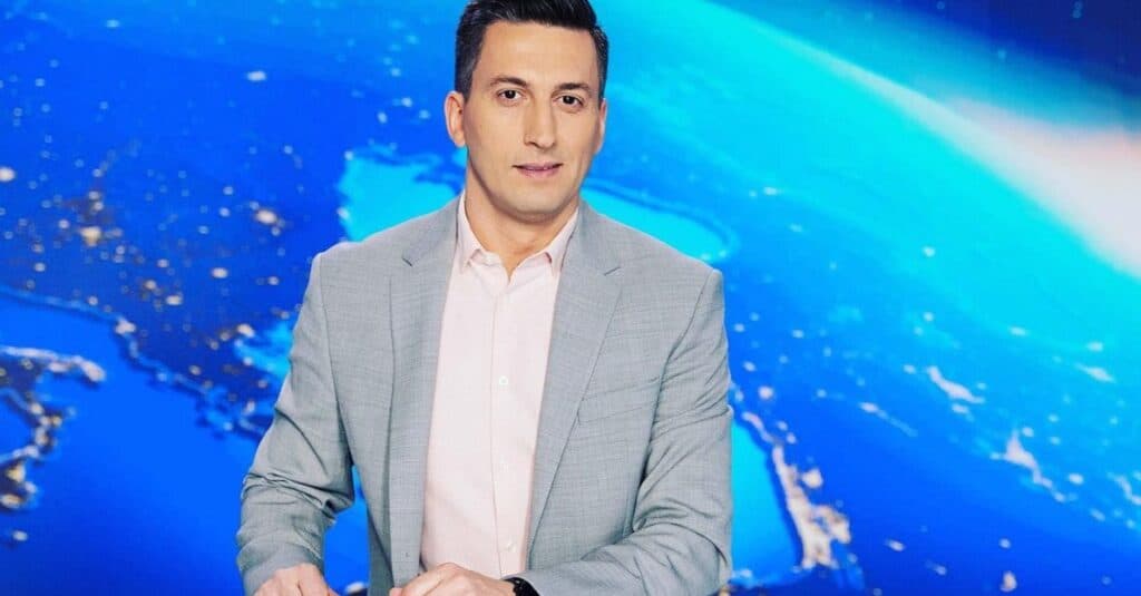 Descoperă surpriza din cariera lui Cosmin Stan de la Pro TV: ce ocupație neobișnuită a avut înainte de a deveni prezentator de știri și întâlnirile sale cu doamne sofisticate