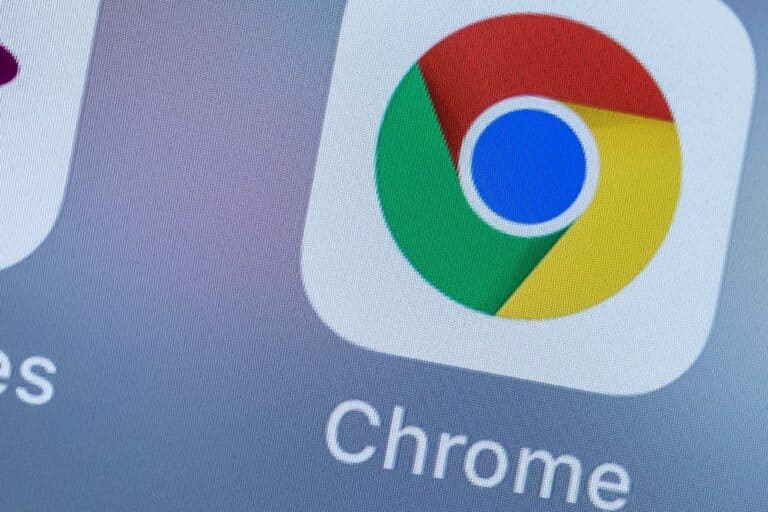 Chrome îți completează automat informațiile despre pașaport, permis de conducere și înmatricularea vehiculului