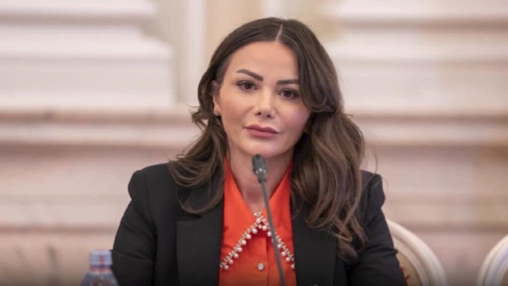 Întâlnirea decisivă în fața judecătorilor! Senatoarea Valentina Aldea și Oana Ungureanu, agresorul cu rang, se vor confrunta în instanță în curând