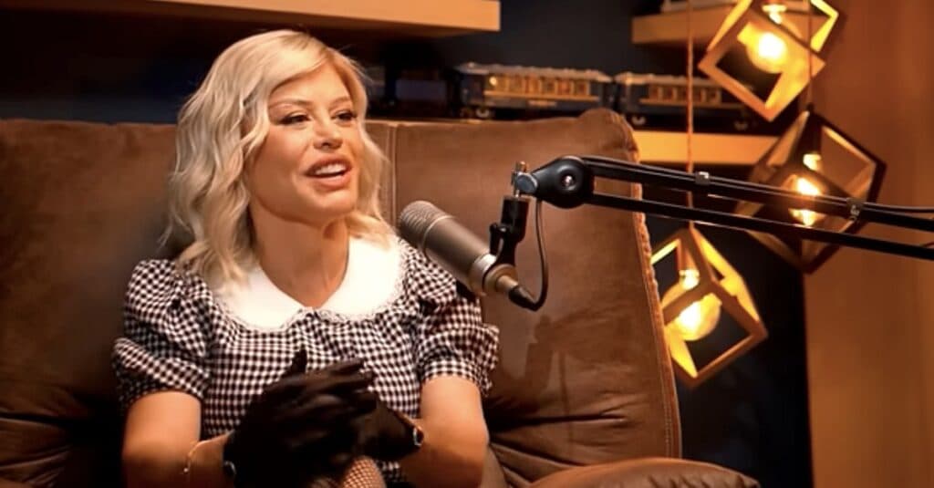 Loredana Groza strălucește la concertul din Brașov: mai atrăgătoare ca niciodată!
