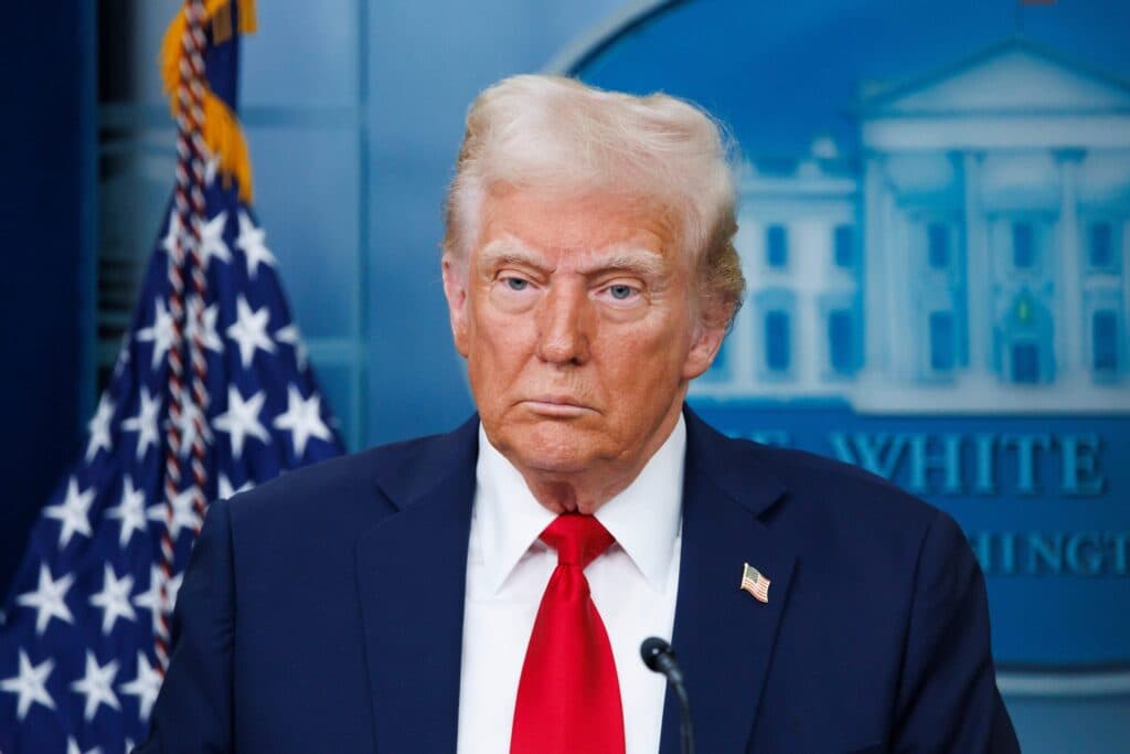 Donald Trump a aprobat desecretizarea documentelor din cazul Jeffrey Epstein. Când vor fi disponibile?