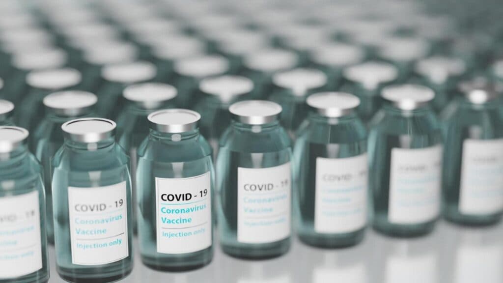 Vaccinurile din perioada pandemiei stagnează: Ce pierderi de un miliard de euro suportă statul?