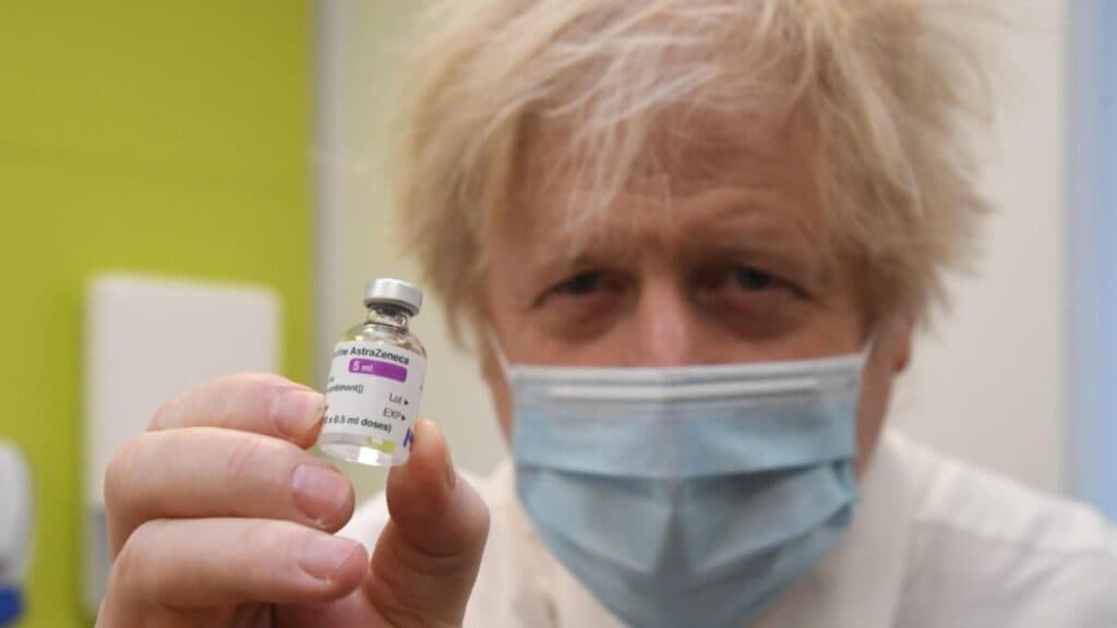 Familiile celor afectați de COVID solicită răspunsuri: Boris Johnson riscă să își piardă privilegii importante