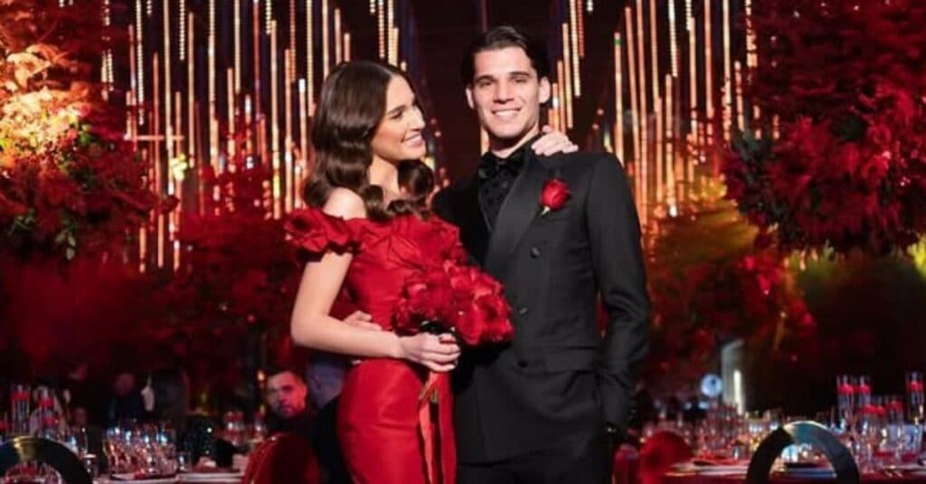 Micuțul Giorgios, fiul lui Ianis și al Elenei Hagi, sărbătorește trei luni de viață cu o surpriză specială