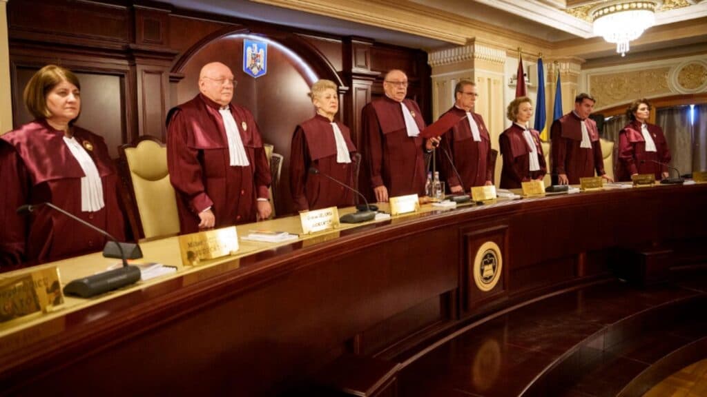 Fostul președinte al CCR contestă cu tărie inițiativa lui Nicușor Dan: SRI nu trebuie implicat în lupta împotriva corupției