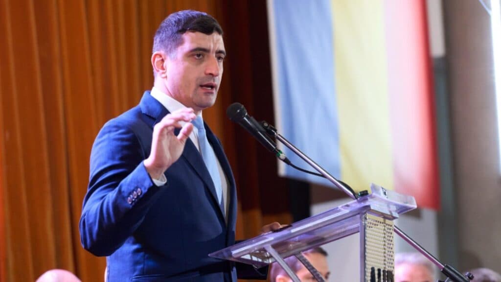 George Simion atacă frontul guvernamental: „Reducerea fondurilor pentru partidele politice este o necesitate! AUR nu vă permite să renunțați la sinecuri și pensii speciale?”