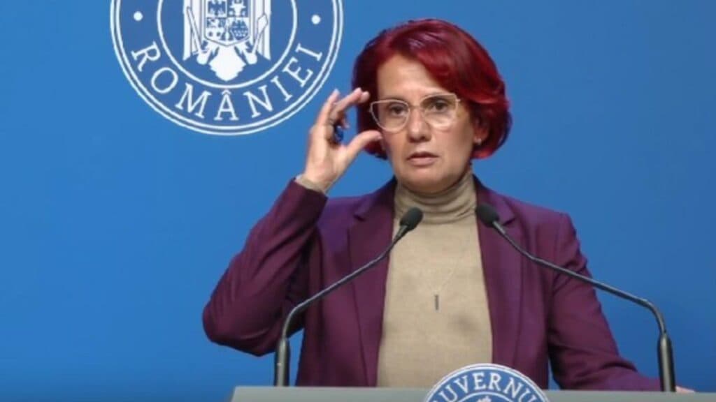 Ioana Dogioiu se pierde în explicații. Ce plan are pentru a-i curăța reputația lui Bolojan?
