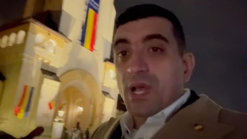 La Alba Iulia, Unirea întruchipează forța! George Simion, liderul suveraniștilor români, a sosit în orașul istoric al Unirii