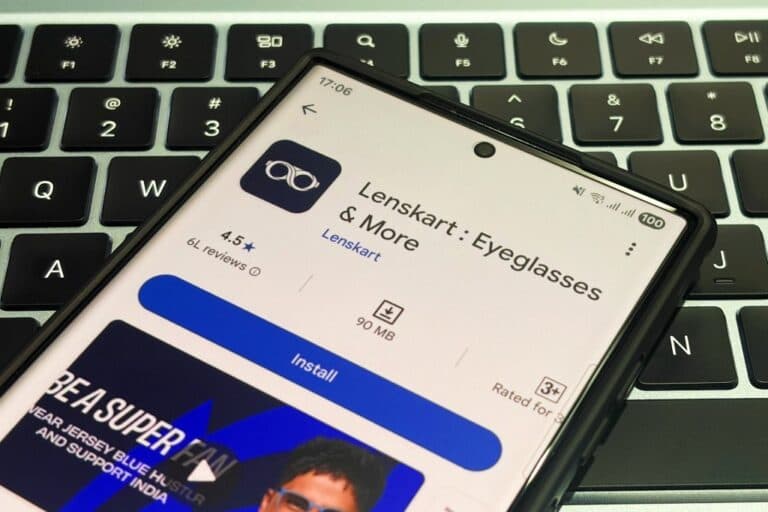 Lenskart își revine după un debut timid și încheie prima zi ușor peste prețul ofertei inițiale