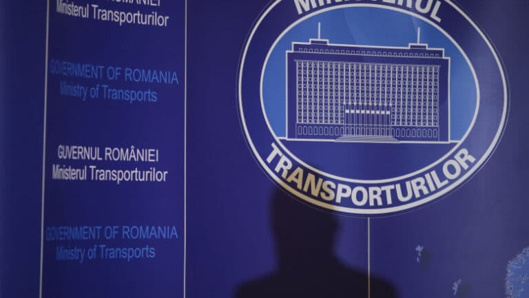 Ministerul Transporturilor beneficiază de o infuzie financiară de aproape 800 de milioane de lei în urma rectificării bugetare, cu predilecție pentru sprijinul Metrorex și CFR