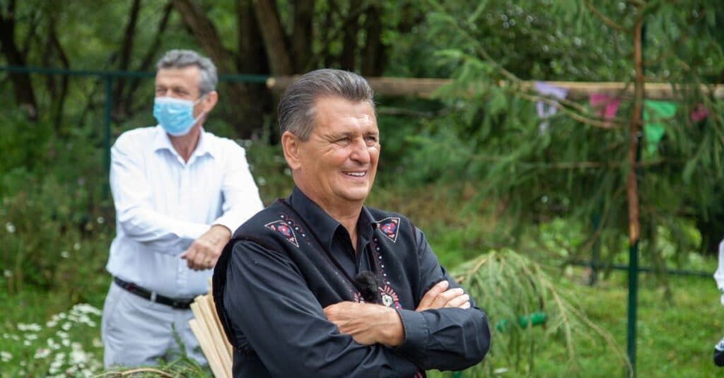 Nea Marin dezvăluie durerea pierderii fiului și conexiunea profundă cu fiicele sale: „Dumnezeu ne-a dăruit binecuvântări.”