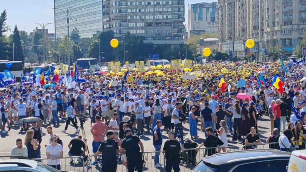 Discuții esențiale despre reducerile salariale în sectorul public: Premierul, sindicatele și angajatorii se întâlnesc săptămâna viitoare – surse