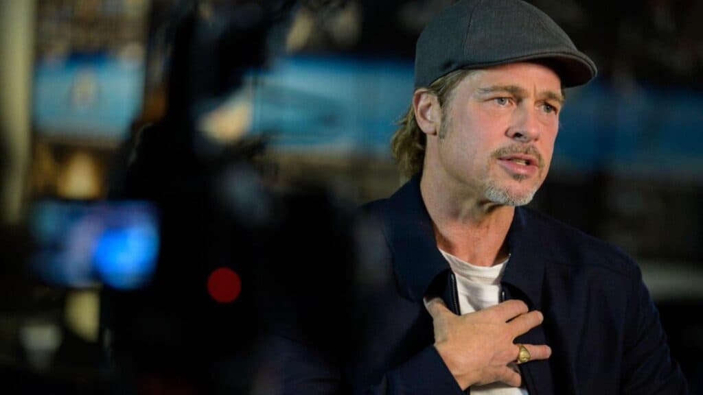 Pensionară din Elveția, victima unei înșelătorii orchestrate de un impostor care se dădea drept „Brad Pitt”: a rămas fără economiile adunate cu trudă