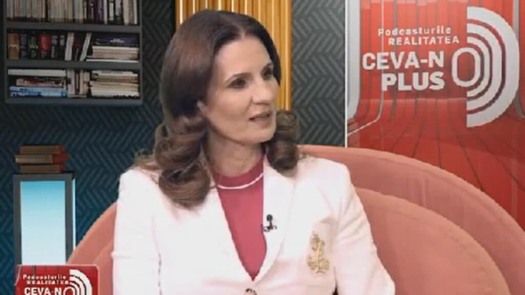 Podcastul REALITATEA – Ceva-n PLUS cu Anca Alexandrescu: “Am dorit să mă descopere oamenii în autenticitatea mea.”