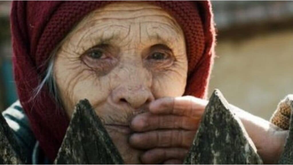 Românii din mediul rural, copleșiți de creșterea prețurilor: ”Ne-au sfidat! Am muncit o viață pentru nimic.”