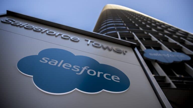 Salesforce informează că datele unor clienți au fost compromise în urma unei breșe de securitate la Gainsight