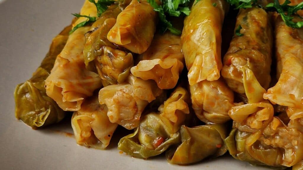 Sarmale de post: alternative delicioase pentru a înlocui carnea și a surprinde papilele gustative