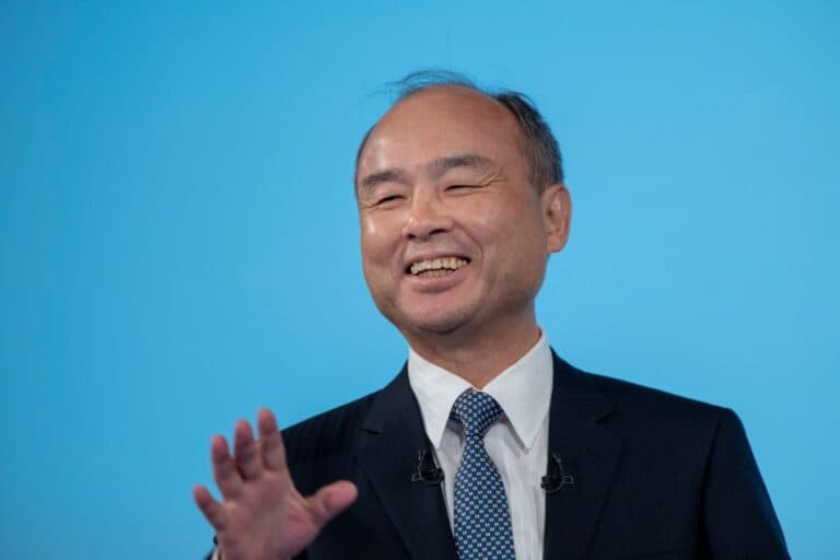 Vânzarea Nvidia de către SoftBank zguduie piața și stârnește controverse