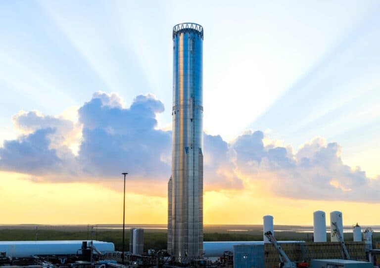 Noua variantă a Starship-ului de la SpaceX a explodat în timpul testelor