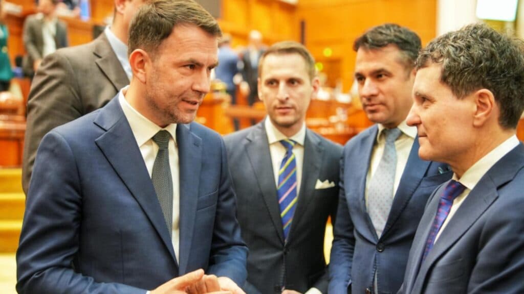 Reziștii intenționează să-l susțină pe Drulă pentru Ministerul Apărării după scrutin