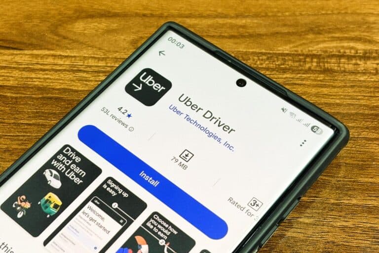 Uber testează discret funcția de înregistrare video în aplicație pentru șoferii din India