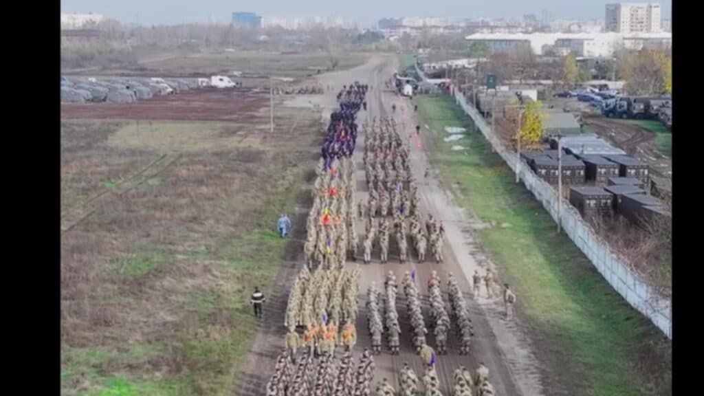 Sărbătoarea Națională: Avioane și tehnică militară. Ce surprize se ascund la parada de sub Arcul de Triumf?