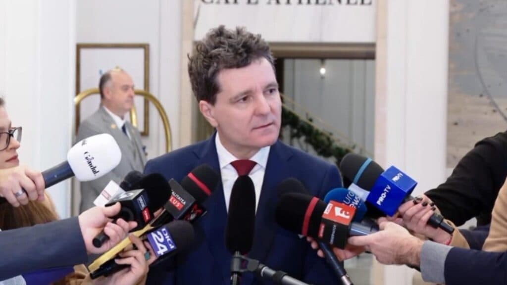 Dezvăluiri despre amânarea alegerilor: Raportul lui Nicușor Dan întârzie să apară