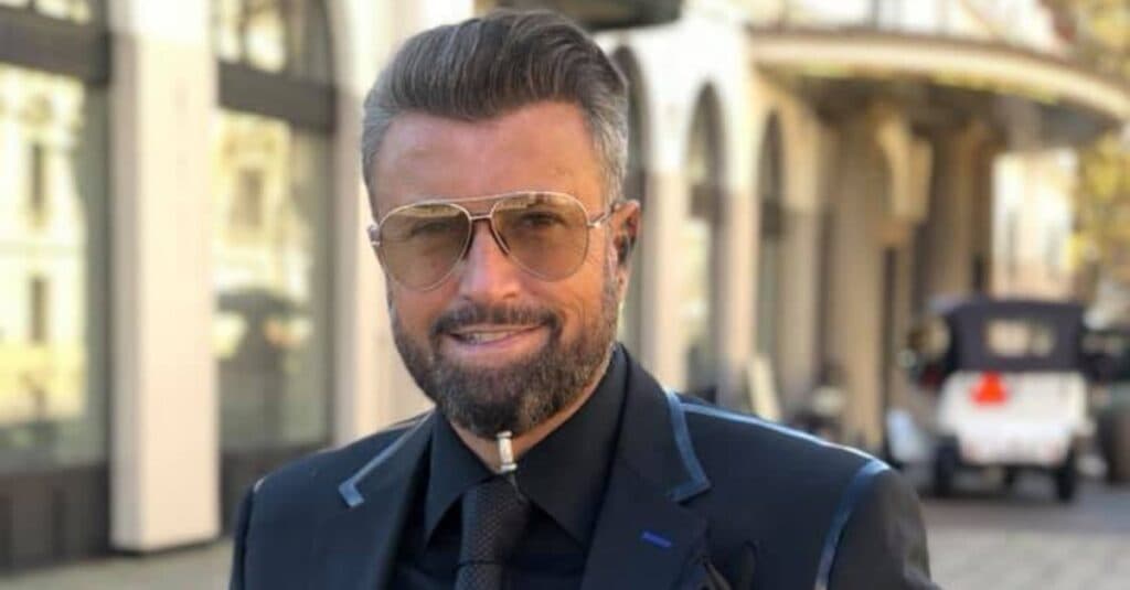 „Sentimente profunde: Cătălin Botezatu își amintește de Vanda Vlasov, o femeie care i-a lăsat o amprentă în suflet.”
