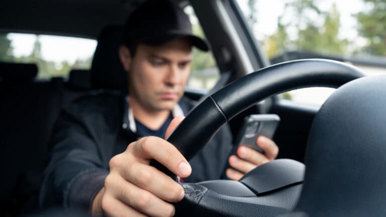 ANAF sancționează companiile de ride-sharing cu peste 3 milioane de lei și suspendă 12.000 de vehicule