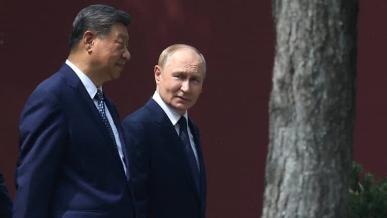 Sprijinul chinezesc pentru Rusia în vreme de război: un ajutor costisitor și rușinos