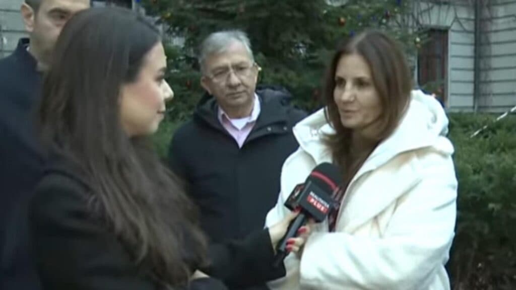Anca Alexandrescu a votat pentru Primăria Capitalei: „Cred în ajutorul lui Dumnezeu și sunt convinsă că Bucureștiul va fi prioritatea noastră.”